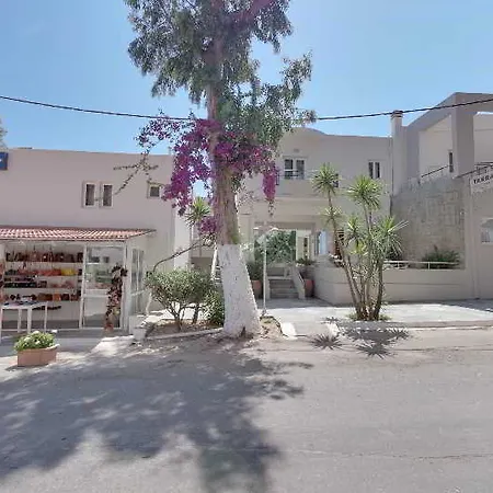 Tarra Seaside חאניה