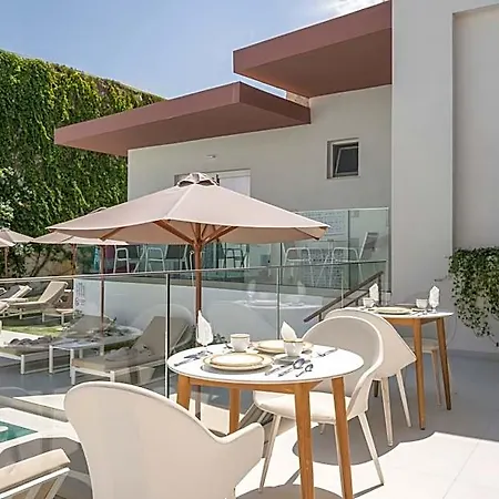 Hotel Tarra Seaside 4*