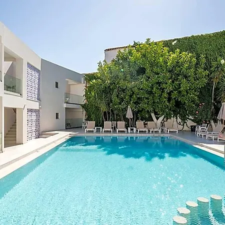 Hotel Tarra Seaside 4*