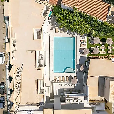 Tarra Seaside 4* La Canea