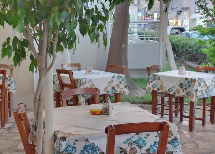 Tarra Seaside Hotell 4*