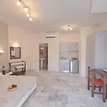 Szálloda Tarra Seaside Hriszí Aktí Haniá