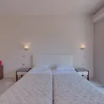 Tarra Seaside 4*