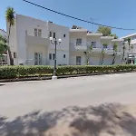 Tarra Seaside Hotell